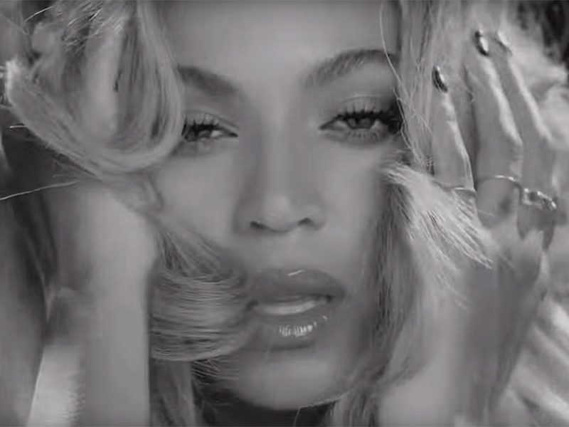 NEWSru.com :: Rolling Stone поставил на вершину рейтинга 100 величайших песен XXI века композицию “Crazy in Love” Бейонсе (ВИДЕО)